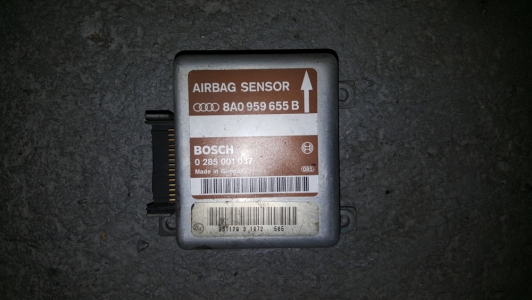 Module d'airbag Audi A4 1.8 20v 1997