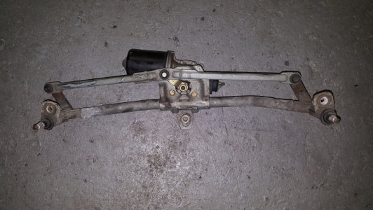 Ruitenwissermotor + mechaniek Volkswagen Golf 2000 voorzijde