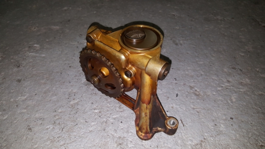 Oliepomp Audi A6 2.4 30v V6 1999