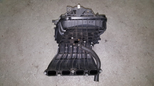 Inlaatspruitstuk BMW E87 120i 2010