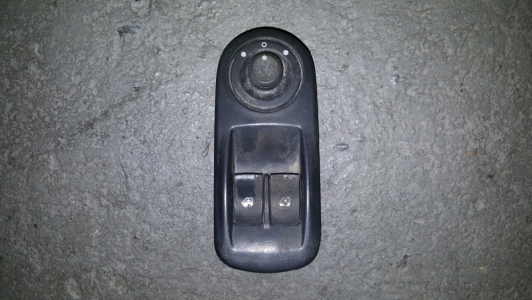 Raambedieningsschakelaar Renault Trafic 2008 links-voor