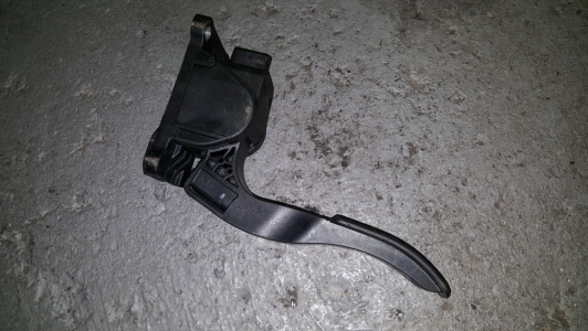 Gaspedaal positiesensor Mercedes-Benz Vito 120 CDI 2009