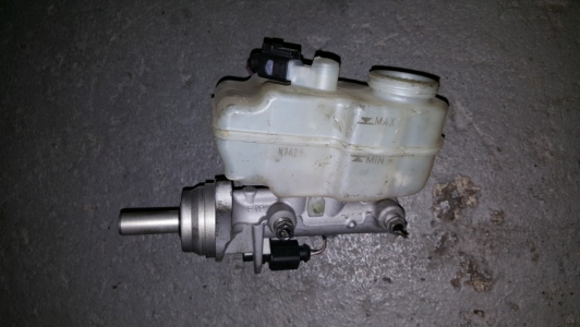 Hoofdremcilinder Volkswagen Polo 1.2 TDI 2010