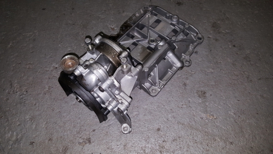 Oliepomp BMW F30 320 d 2012
