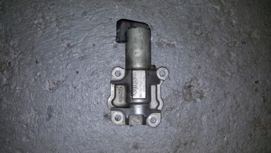 Vanne hydraulique Volvo XC70 2.5 T 20v 2004