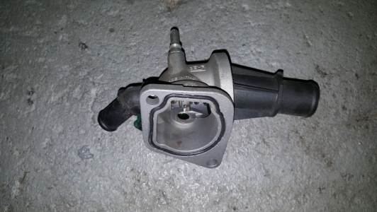 Thermostaathuis Ford Ka 1.3 TDCi 2010