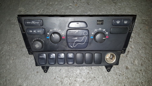Kachelbedieningspaneel Volvo S60 2004