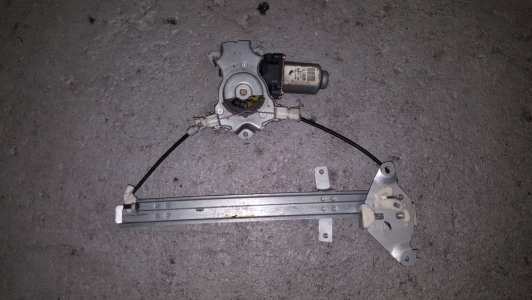 Ruitmechaniek Nissan Almera Tino 2002 links-achter