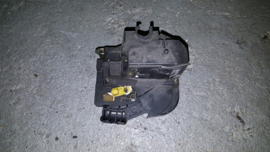Slotmechaniek Renault Scenic 2002 links-voor