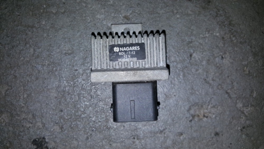 Préchauffer le relais Peugeot 206 2.0 HDi 2001