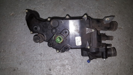 Thermostaathuis Citroen C5 2.2 HDi 2004