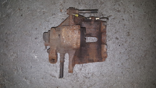 Remklauw Citroen C5 2002 links-voor