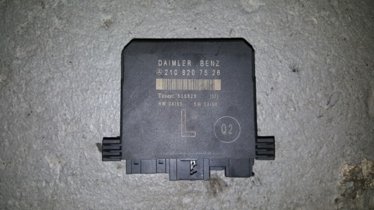 Centrale vergrendelingsmodule Mercedes-Benz W210 E220 CDI 2000 links