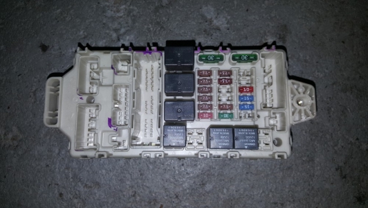 Zekeringskast Mitsubishi Grandis 2.0 Di-D 2006