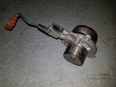 Waterpomp Volkswagen Golf 1.6 TDI 2015