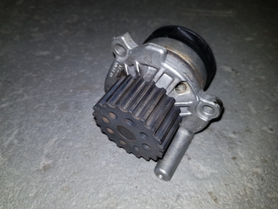 Pompe liquide refroidissement Audi A4 2.0 TDI 2012