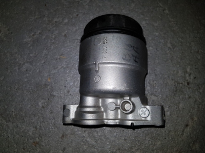 Support de filtre a huile BMW E87 116i 2010