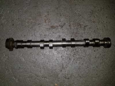 Arbre à cames Peugeot 207 1.6 16v VTi 2010 inlaat