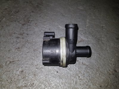 Pompe liquide refroidissement Seat Ibiza 1.2 TDI 2010