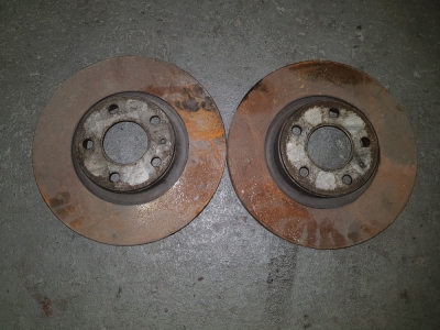 Remschijf Audi A6 2006 links, rechts voor