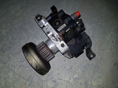 Diesel pump Audi A6 3.0 TDI V6 2006