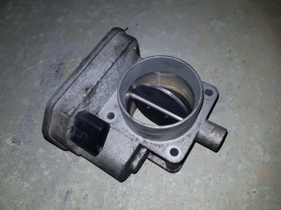 Throttle body Volkswagen Caddy 2.0 SDi 2006