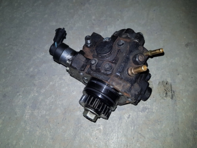 Dieselpomp Nissan NV400 2.3 dCi 2012