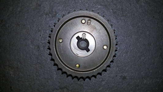 Nokkenas-poelie Toyota Corolla 1.8 16v VVT-i 2005