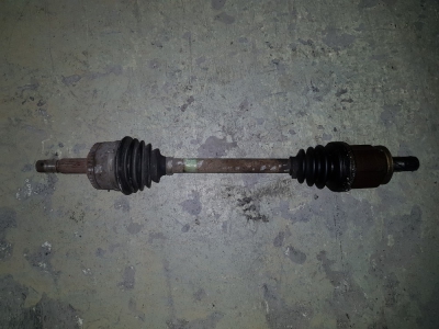 Arbre de différentiel Nissan Almera 1.5 16v 2004 gauche devant