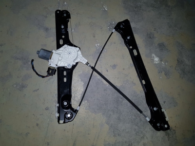 Ruitmechaniek BMW E90 2006 links-voor