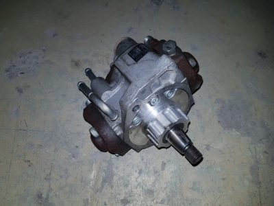 Dieselpomp Mazda 5 2.0 CiTD 2006