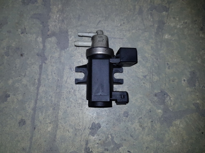 Overdrukklep Volvo V70 2.4 D5 2004