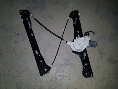Ruitmechaniek BMW E87 2010 links-voor