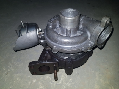 Turbocharger Ford Focus C-Max 1.6 TDCi 80 kW 2008