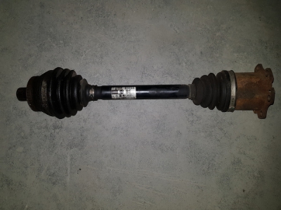 Aandrijfas Audi A4 2.0 TFSi 2006 links-voor