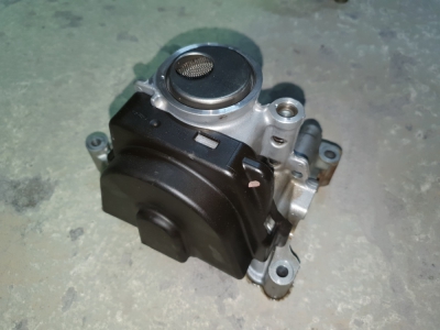 Oliepomp Ford C-Max 1.0 12v EcoBoost 2014